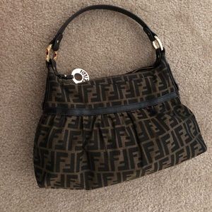 Fendi shoulder purse